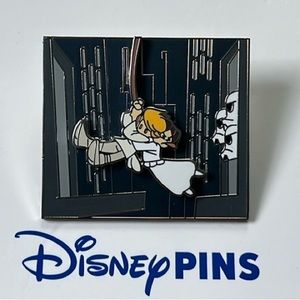 Disney Parks Star Wars Luke Skywalker and Leia Swinging Stormtrooper Trading Pin